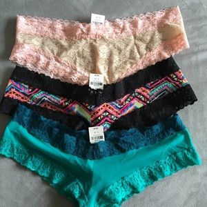 PINK Victoria Secret Cheekster Large